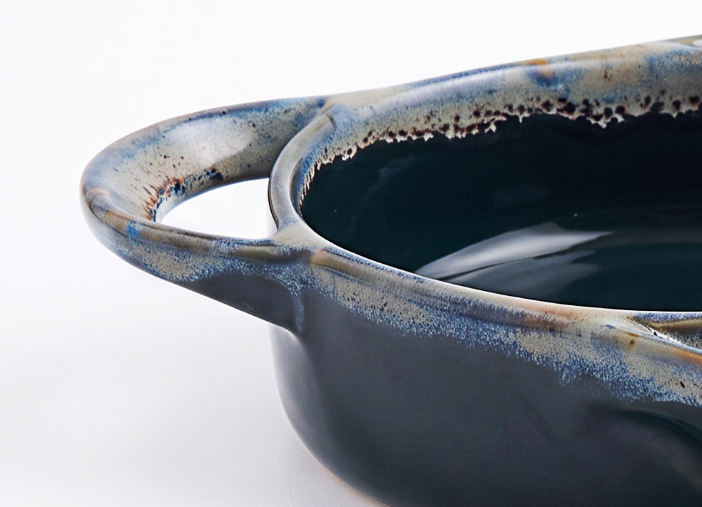 Sculpted ceramic dish